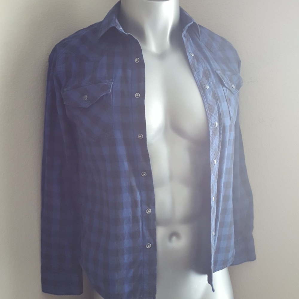 Roebuck & Co. Plaid long sleeve button up shirt